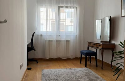 Miete einer gemütlichen 4-Zimmer-Wohnung, 91 m², Voždovac, Belgrad, Serbien